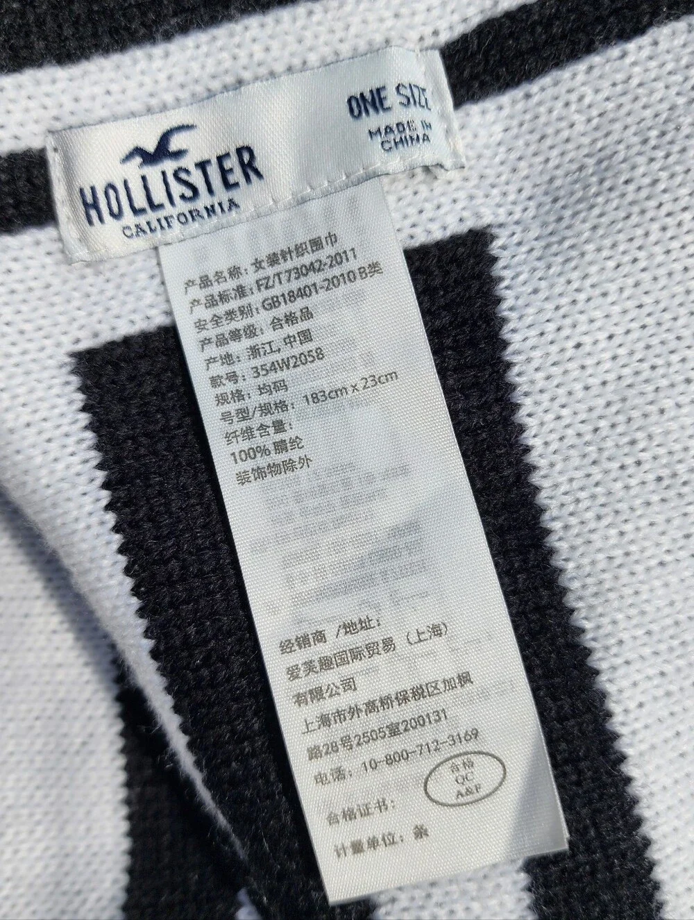 Hollister Knit Scarf Preppy Stadium Black White Logo Collegiate Reversible